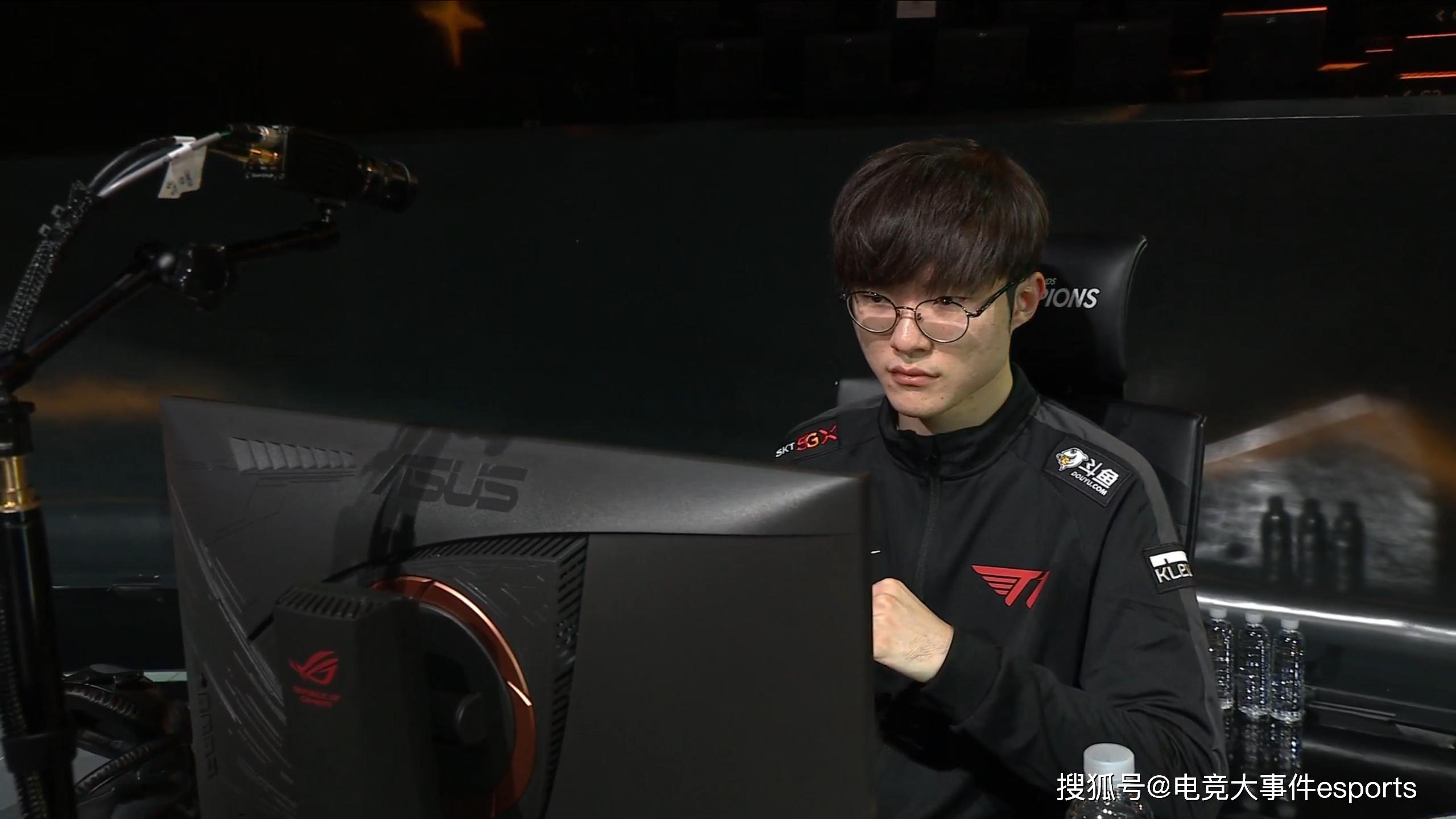 关于 关于